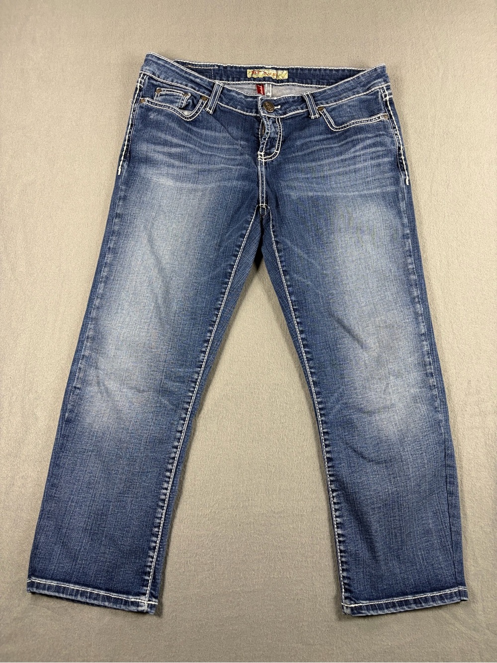 BKE Women’s Boyfriend Jeans in Washed Blue Denim